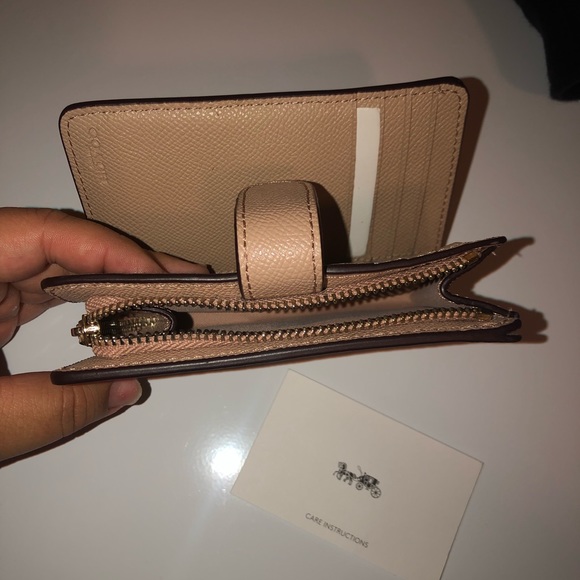 Coach wallet - Picture 3 of 3
